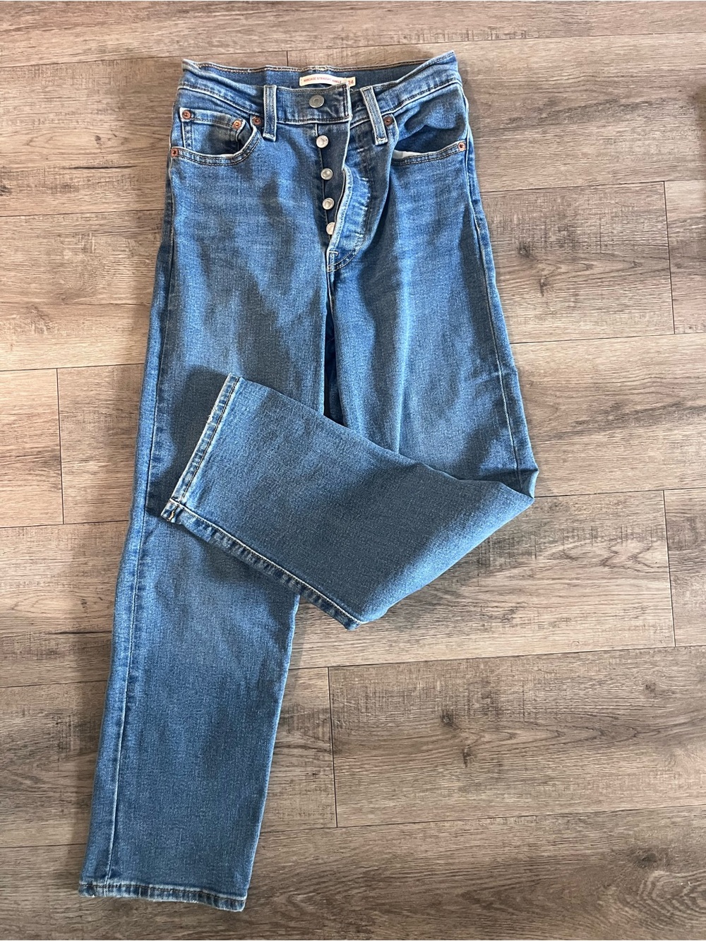 Levi Classic High-Rise Blue Women’s Jeans size 24